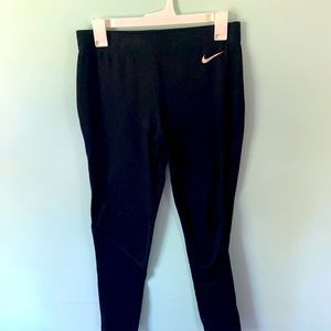 Black Dri-fit leggings. NIKE. Size L.